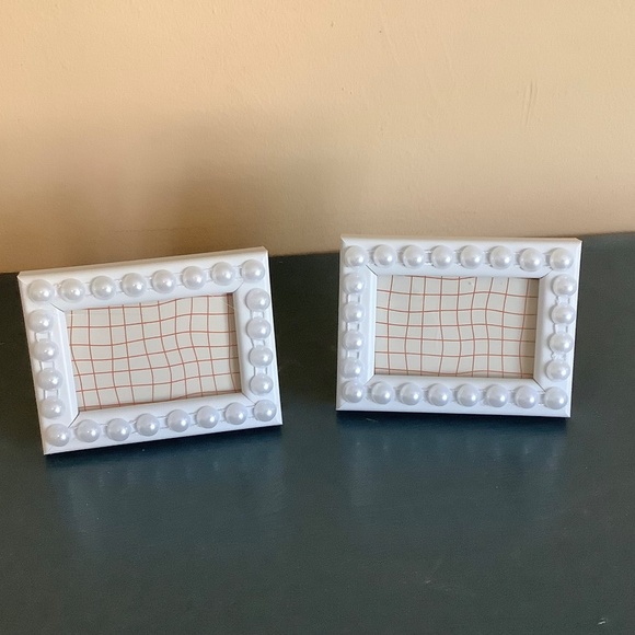 Set of 2…2x3 pearl frames - Picture 2 of 7
